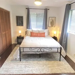  Apartment Peaceful, Private Master Bedroom With Own Bath Near Hilo, With Ac! United States